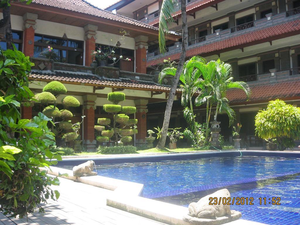 Hotel Puri Tanah Lot Кута Екстериор снимка