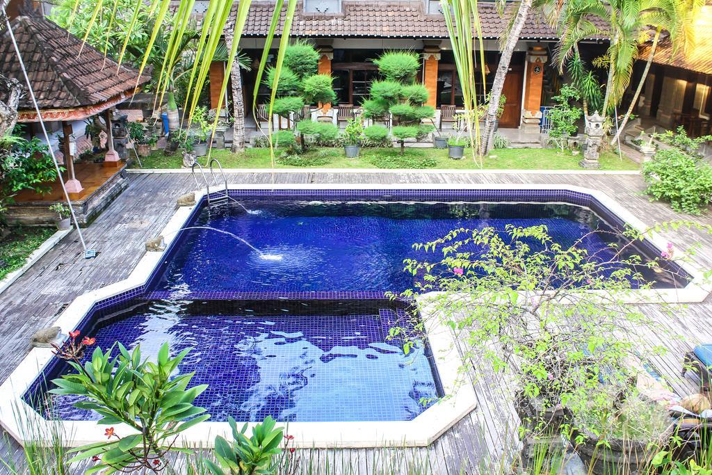 Hotel Puri Tanah Lot Кута Екстериор снимка