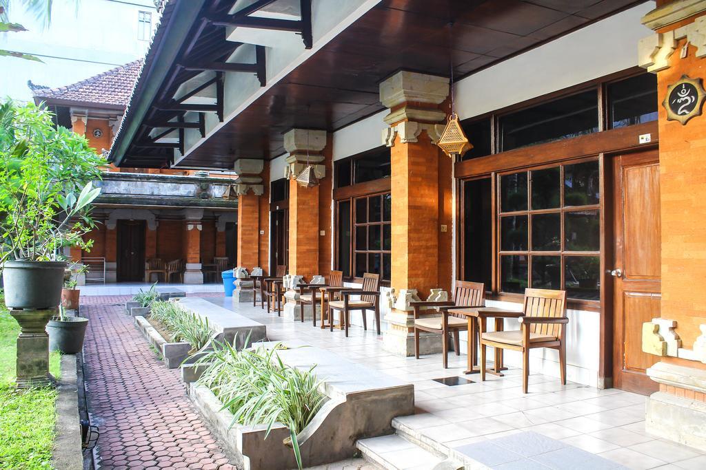 Hotel Puri Tanah Lot Кута Екстериор снимка