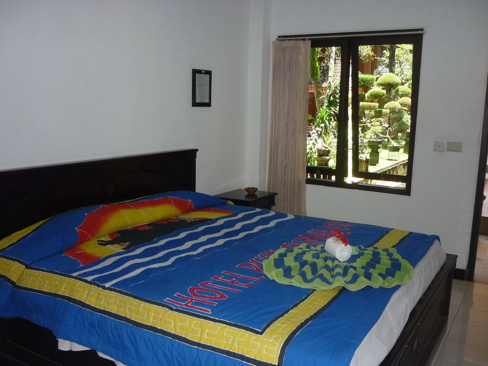Hotel Puri Tanah Lot Кута Екстериор снимка