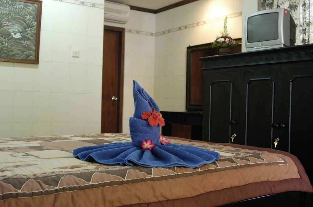 Hotel Puri Tanah Lot Кута Екстериор снимка