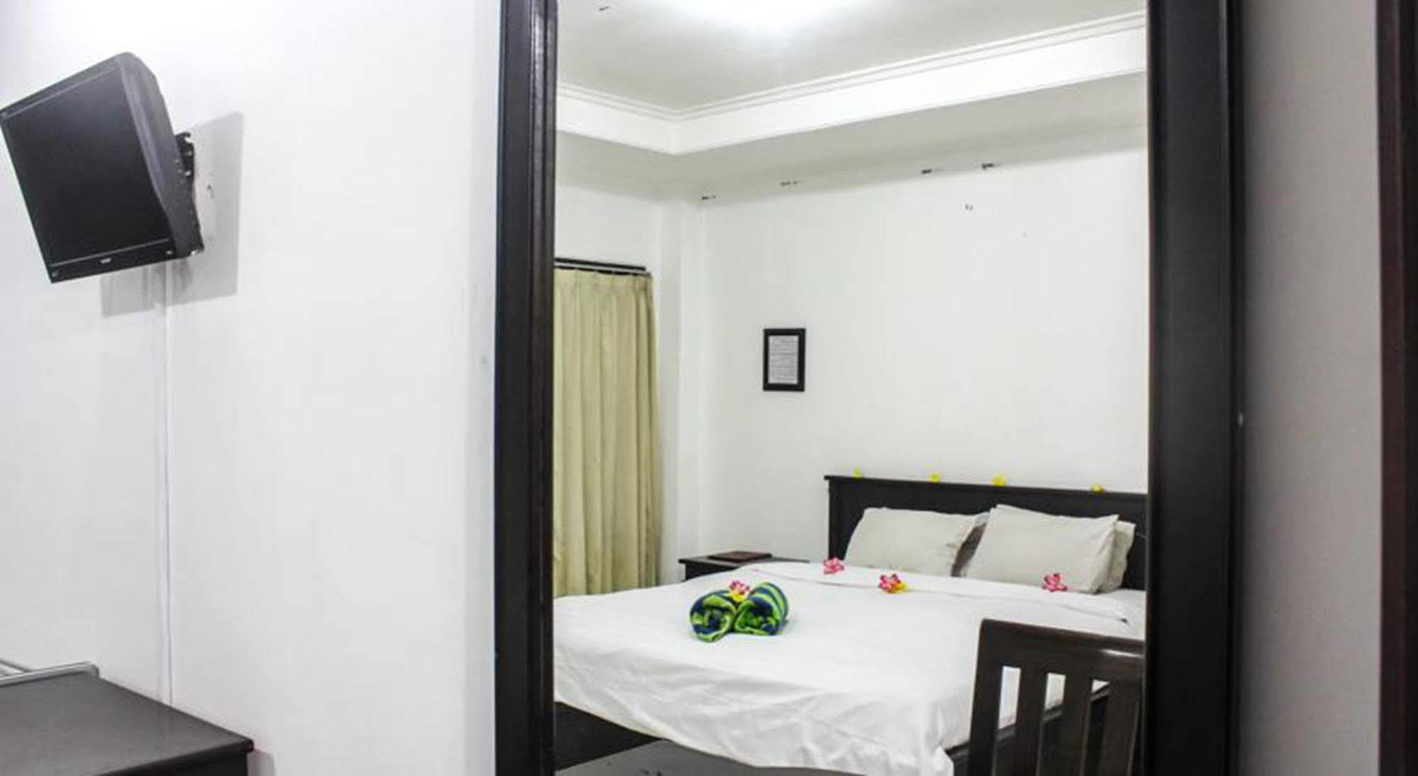 Hotel Puri Tanah Lot Кута Екстериор снимка
